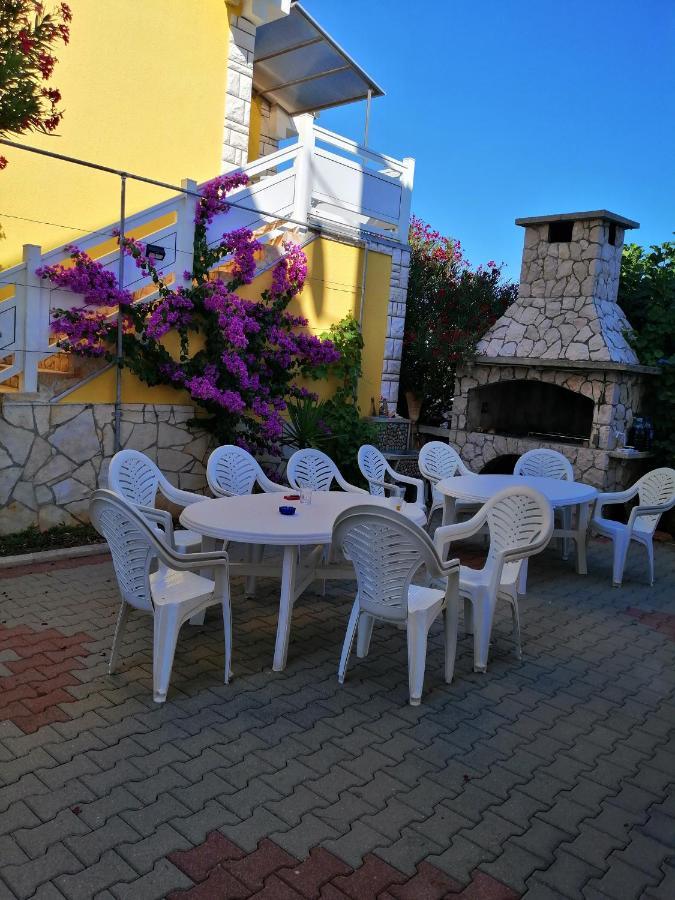 Apartments Nada Vir Dış mekan fotoğraf